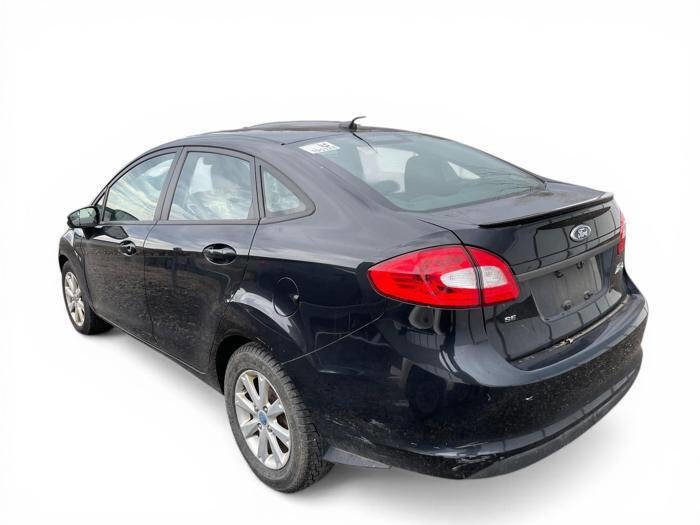 Used 2011 Ford Fiesta SE w/ 202A Rapid Spec Order Code image 3