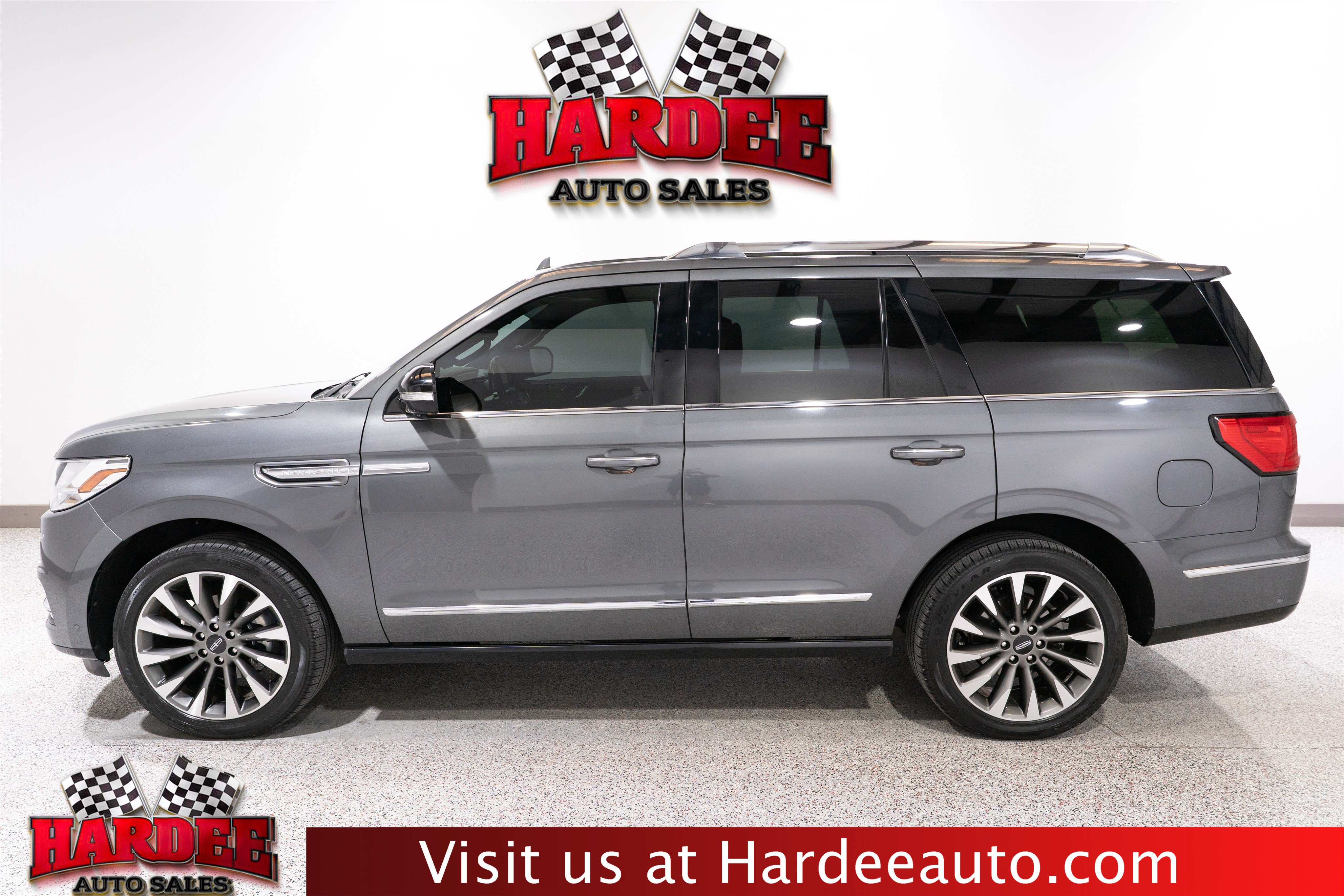 Used 2021 Lincoln Navigator Reserve RWD image 1
