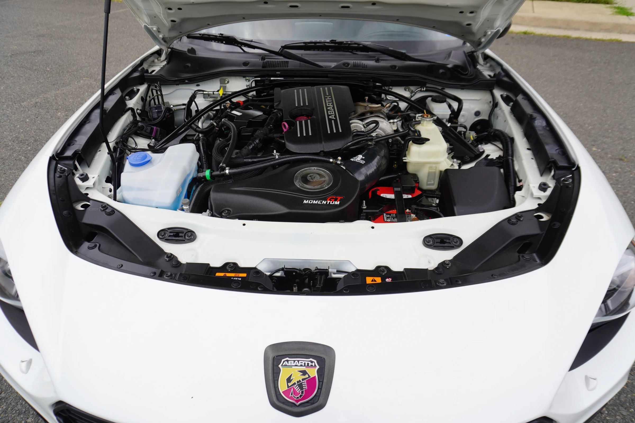 Used 2018 FIAT 124 Spider Abarth w/ Convenience Group RWD image 21