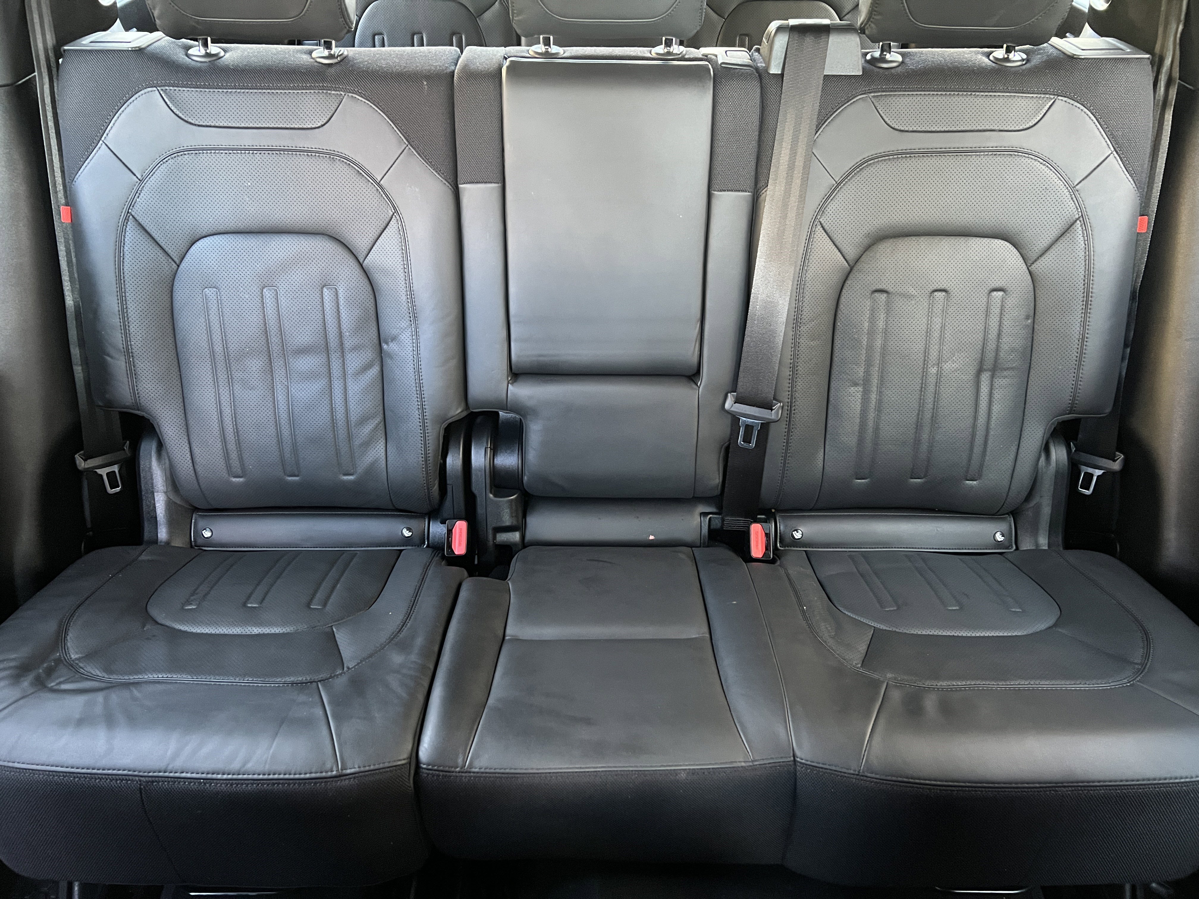 Used 2023 Land Rover Defender 130 X image 14