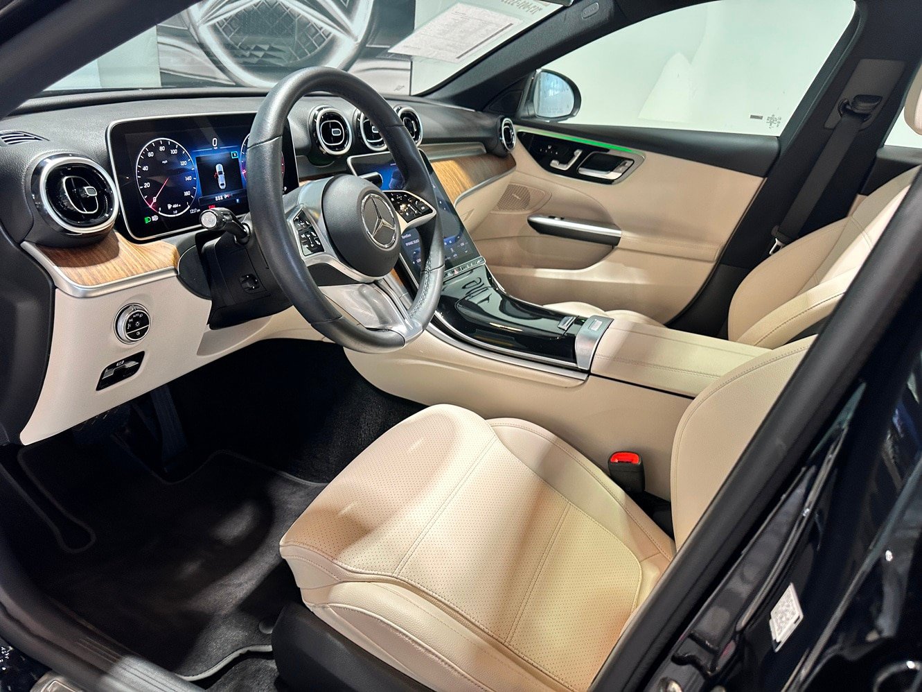 Certified 2023 Mercedes-Benz C 300 4MATIC Sedan image 10