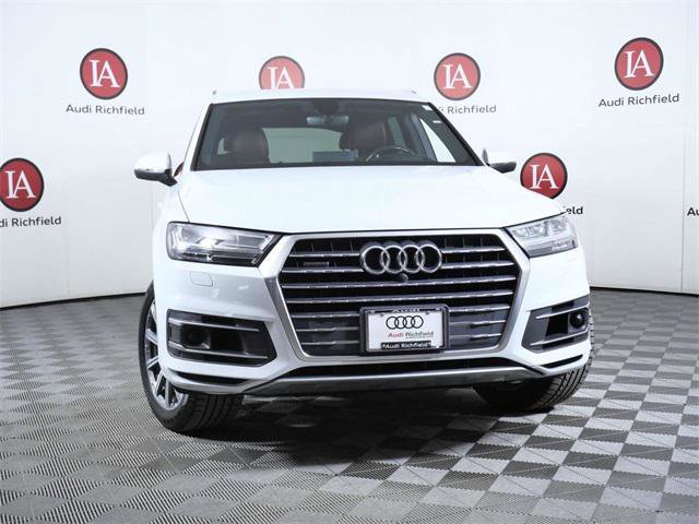 Used 2017 Audi Q7 3.0T Prestige image 3