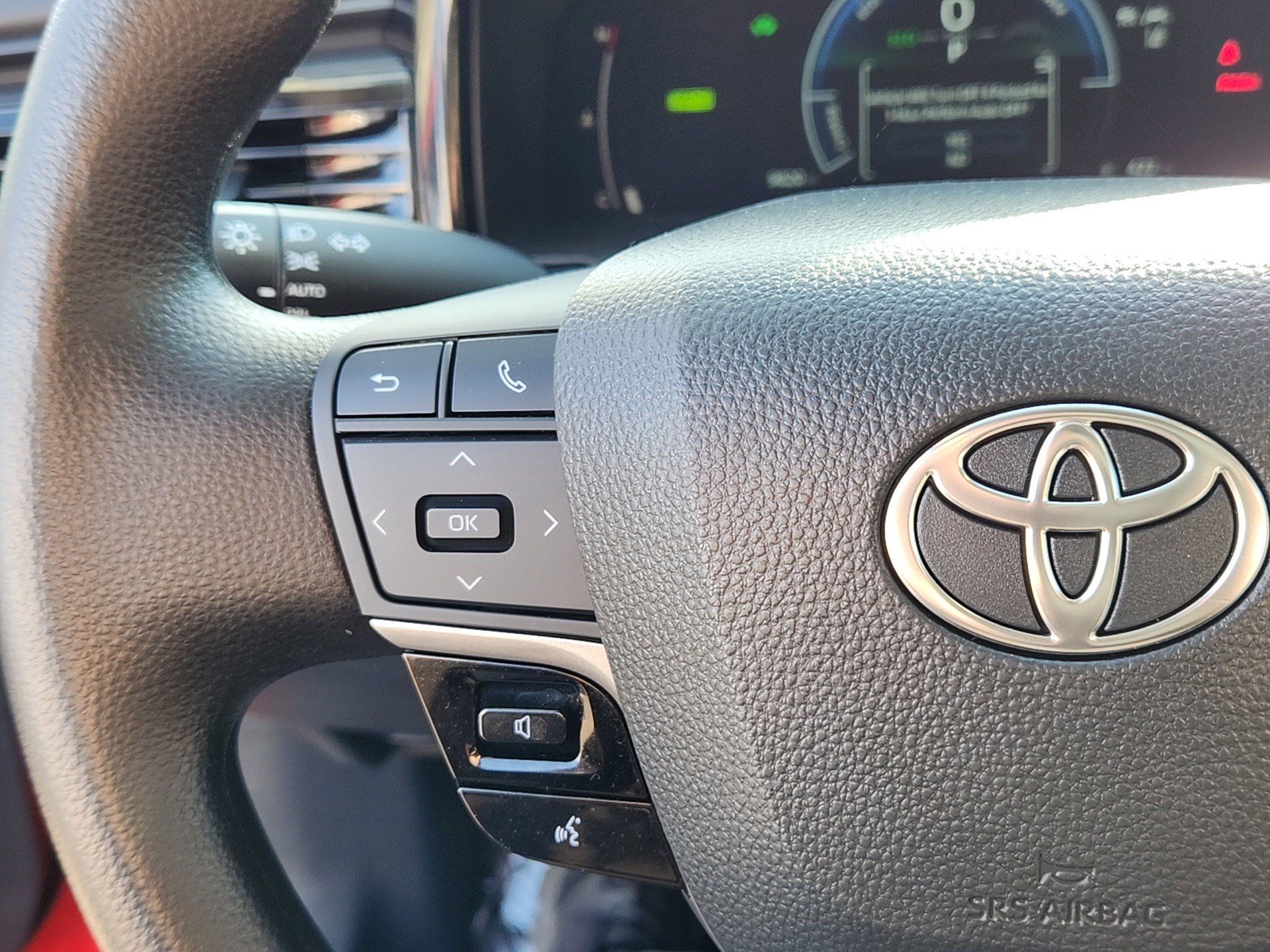 Certified 2025 Toyota Camry LE image 19