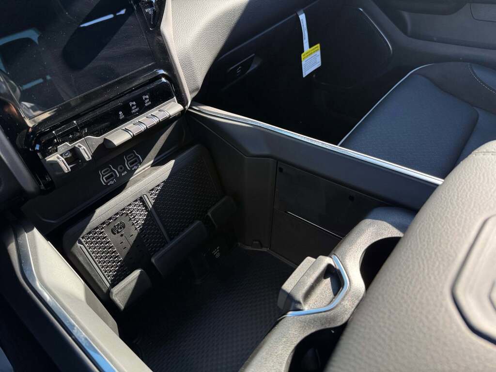 New 2026 RAM 1500 Laramie image 26