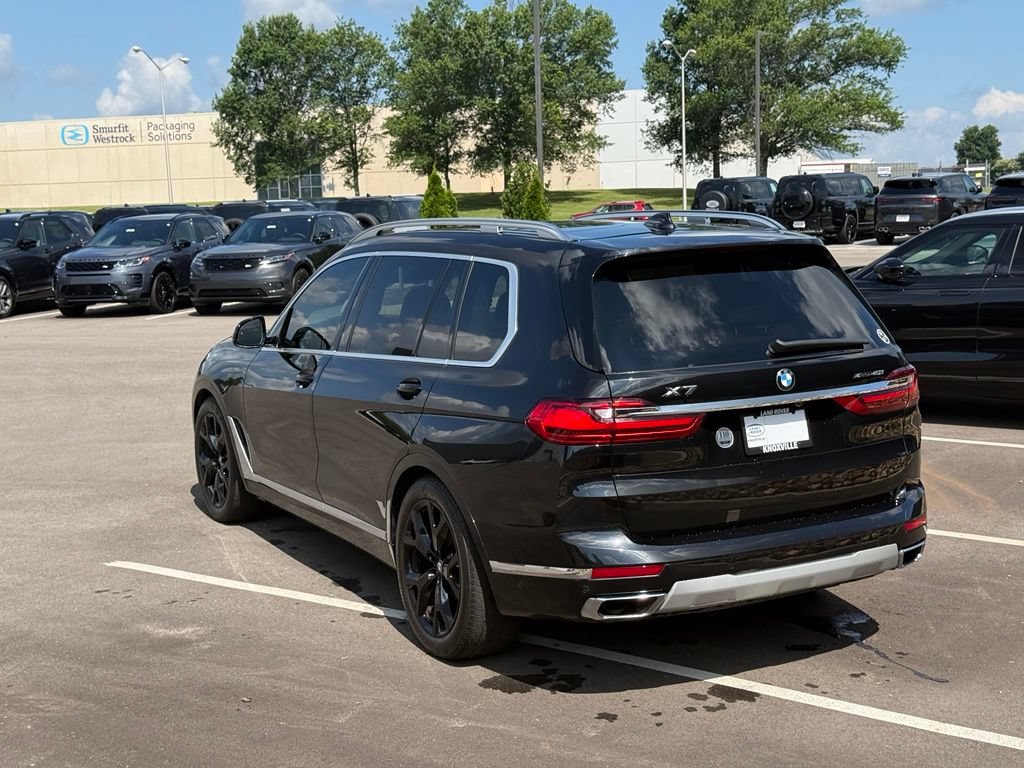 Used 2022 BMW X7 xDrive40i w/ Premium Package AWD/4WD image 9
