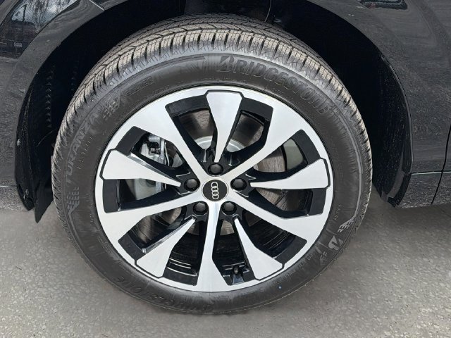 New 2026 Audi Q3 quattro 2.0T AWD/4WD image 41