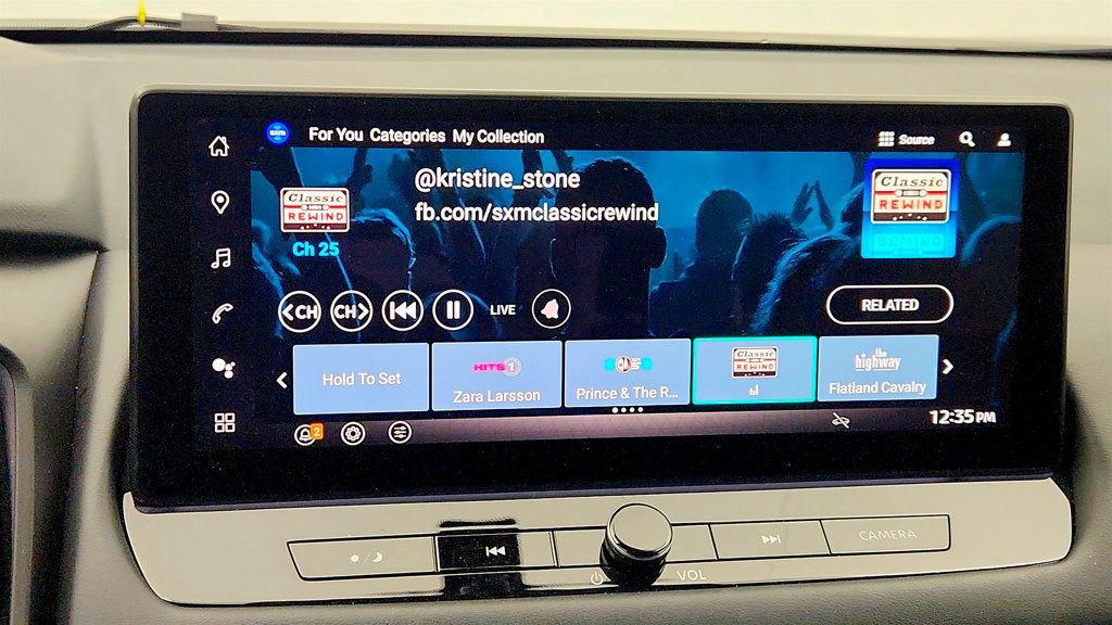 Used 2025 Nissan Rogue Platinum w/ Platinum Premium Package image 18