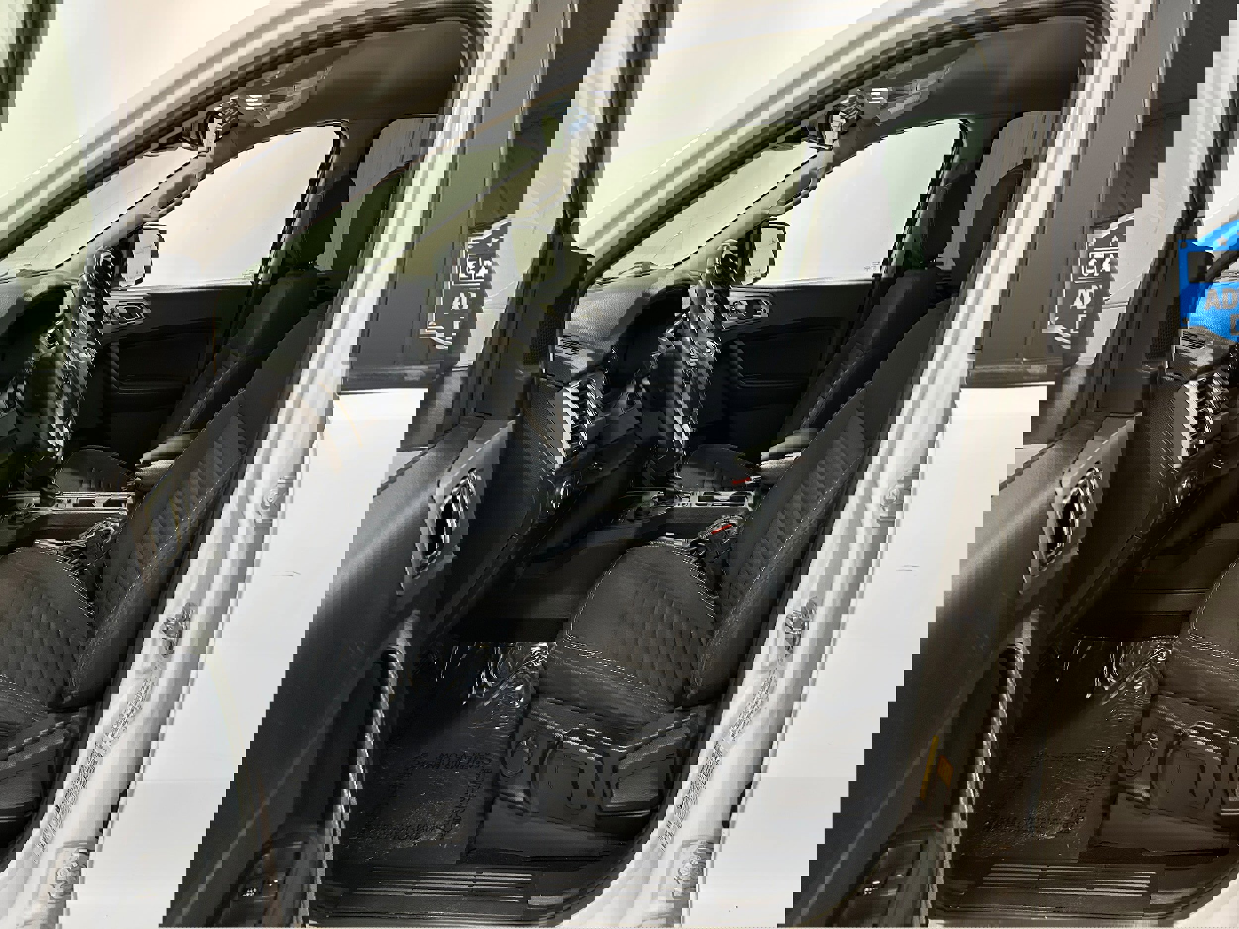 Used 2021 Ford Ranger XLT w/ Equipment Group 301A Mid AWD/4WD image 4