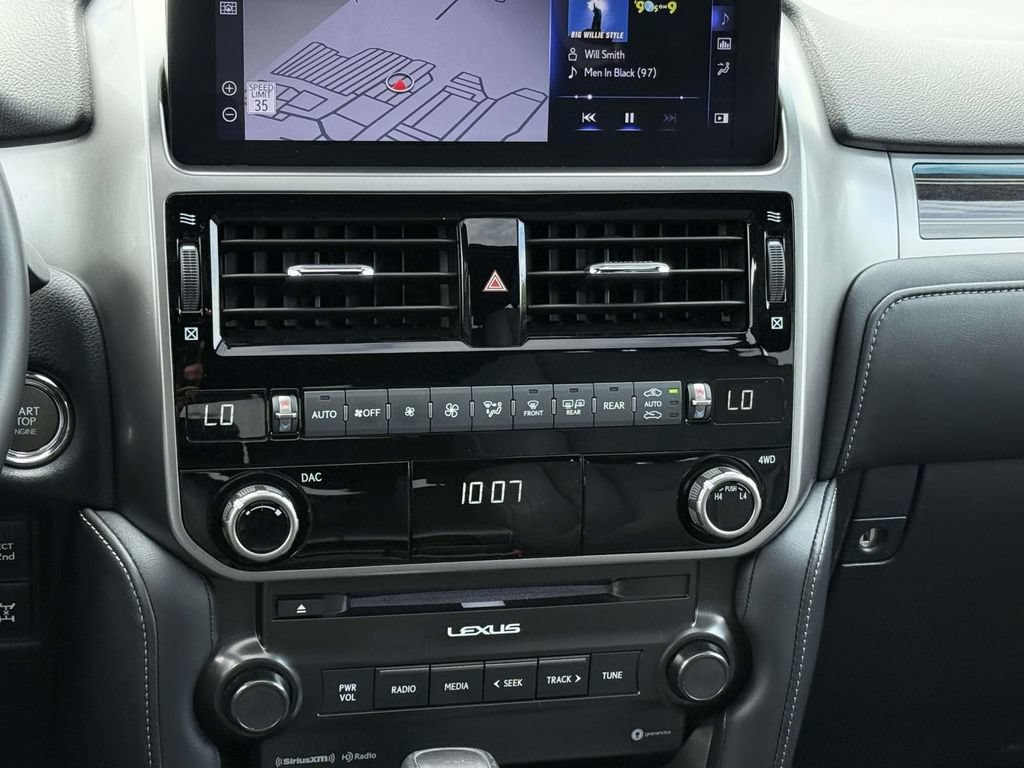 Used 2023 Lexus GX 460 Premium w/ Premium Package AWD/4WD image 18
