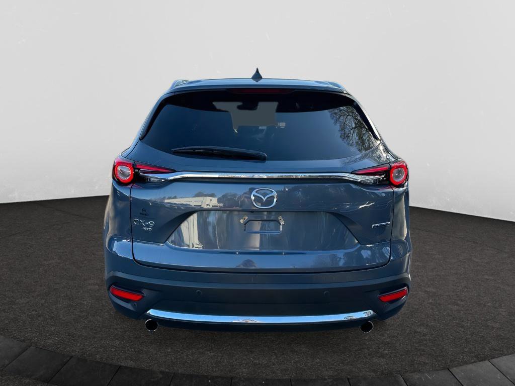 Certified 2023 MAZDA CX-9 Carbon Edition image 4