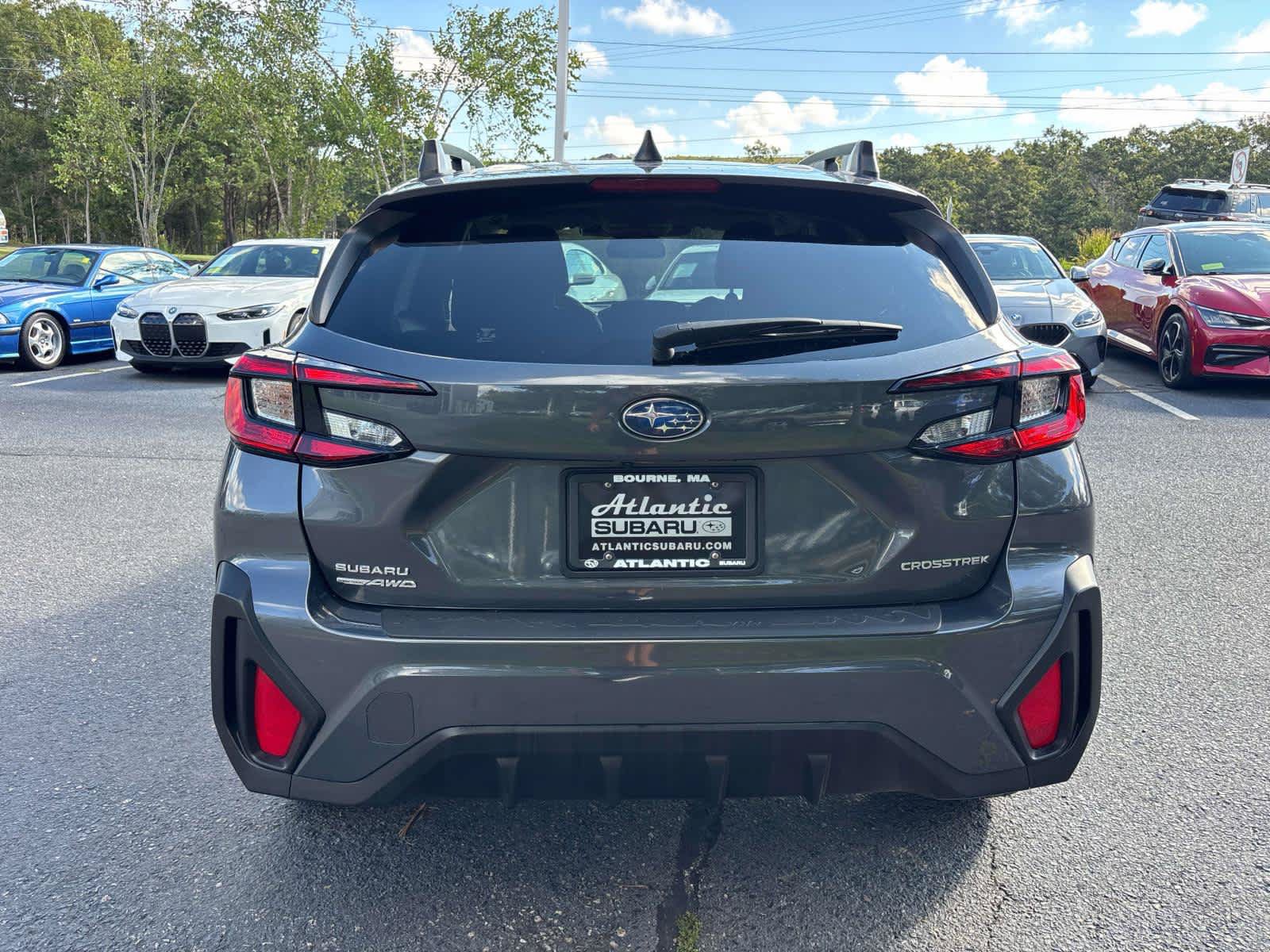 Used 2024 Subaru Crosstrek 2.0i Premium AWD/4WD image 4