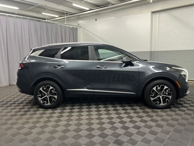 Certified 2023 Kia Sportage EX image 3