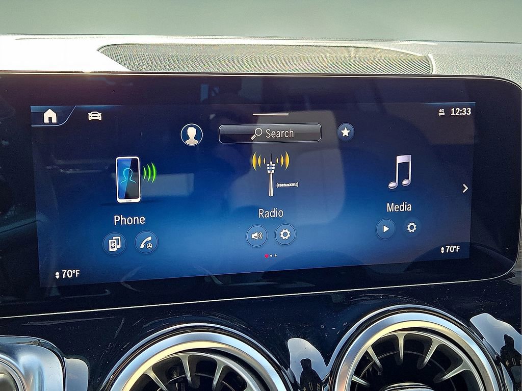 Used 2025 Mercedes-Benz GLB 250 image 27