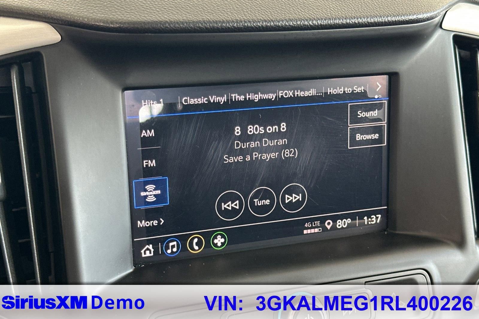 Used 2024 GMC Terrain SLE w/ Elevation Edition image 29