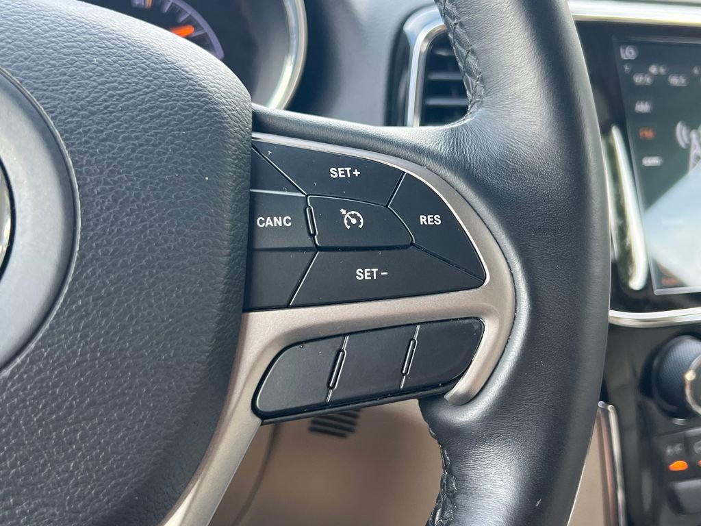 Used 2019 Jeep Grand Cherokee Limited w/ Luxury Group II RWD image 27
