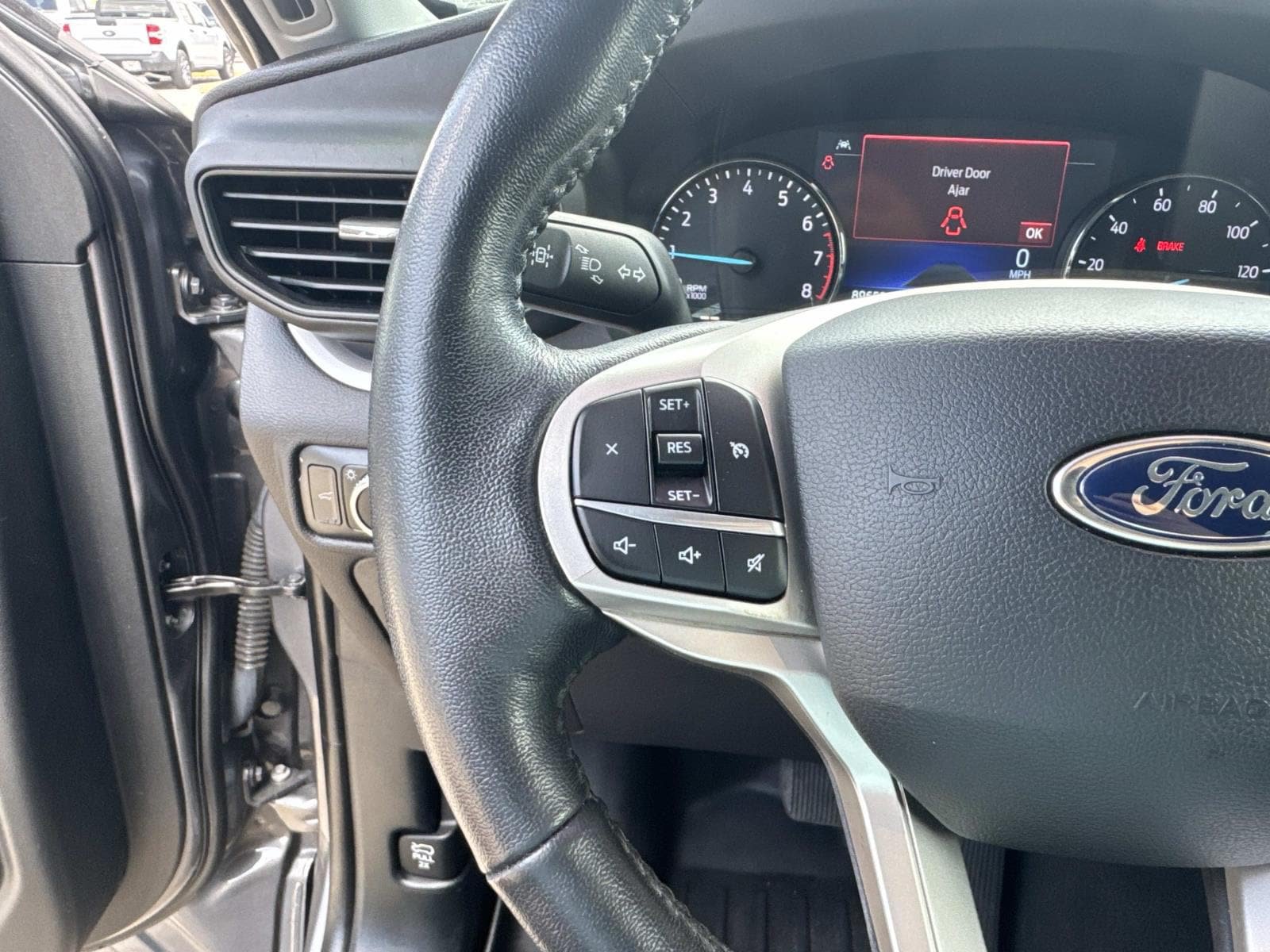 Used 2021 Ford Explorer XLT RWD image 22