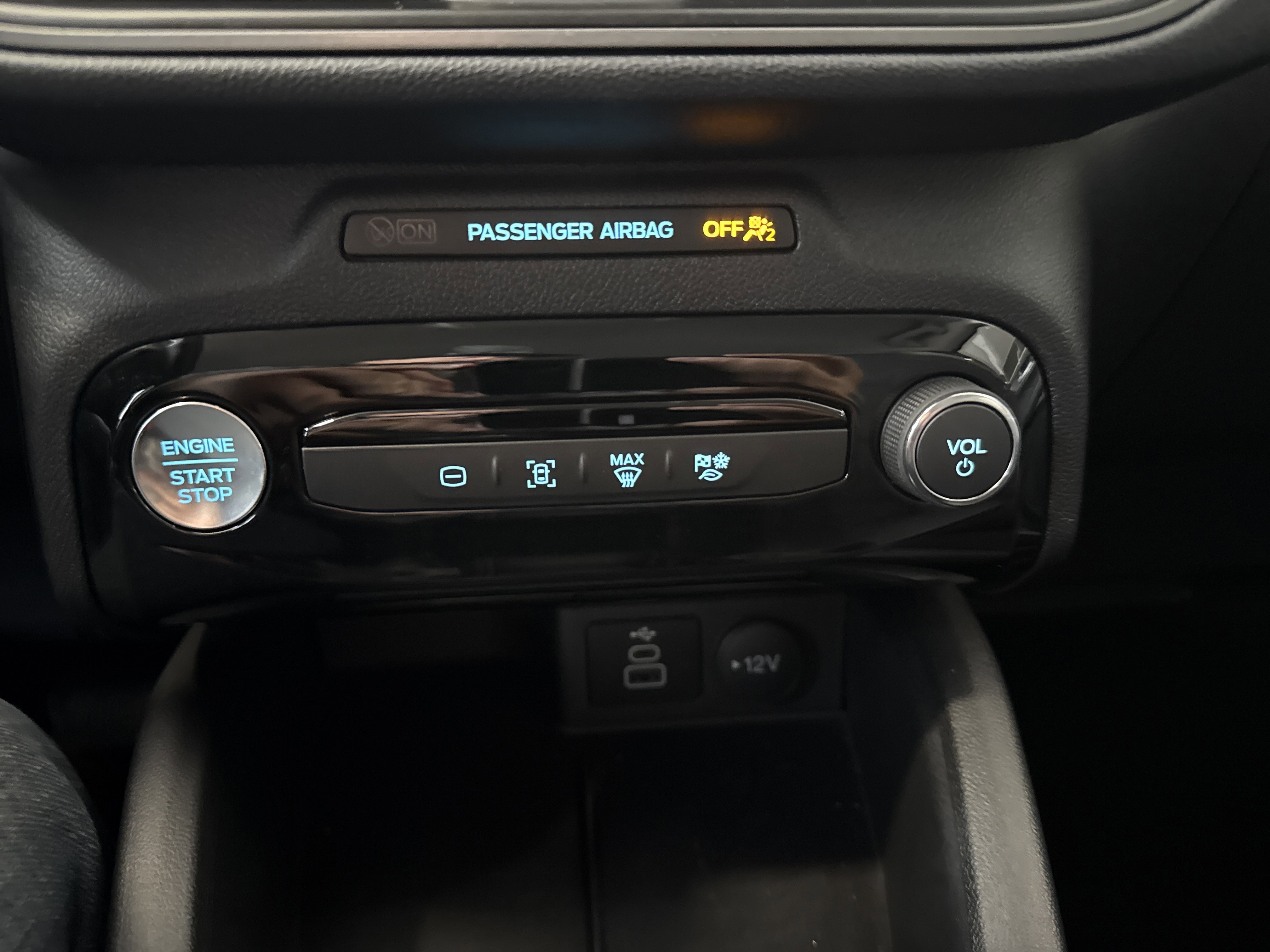 Used 2024 Ford Escape SE image 26