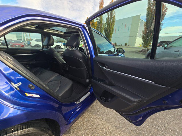 Used 2018 Toyota Camry XLE w/ Driver Assist Package image 13