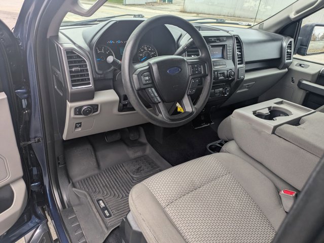 Used 2015 Ford F150 XLT image 12
