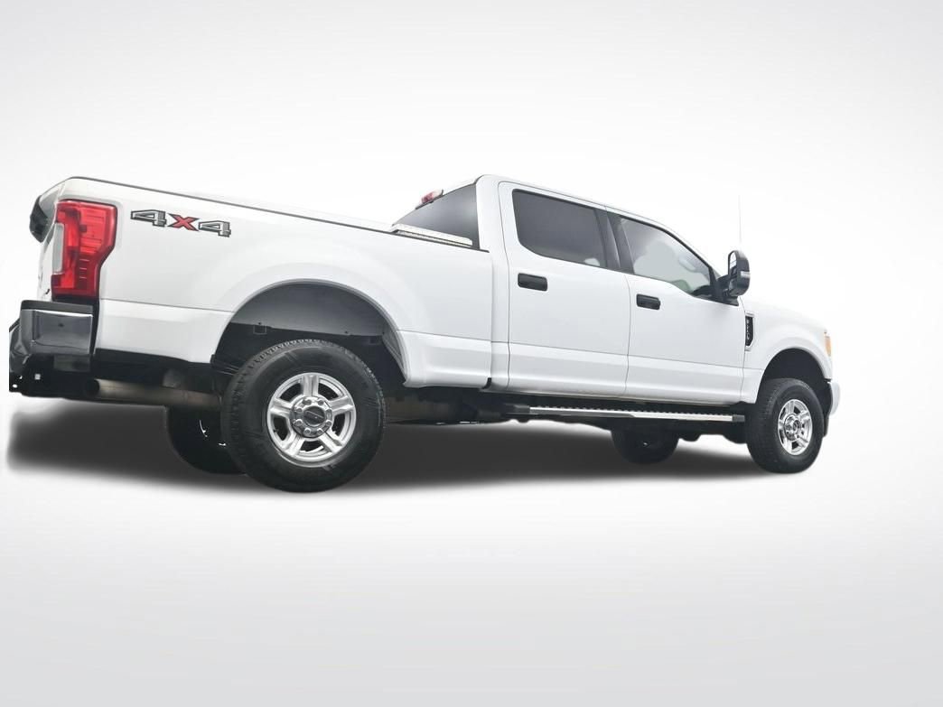 Used 2017 Ford F250 XLT image 33