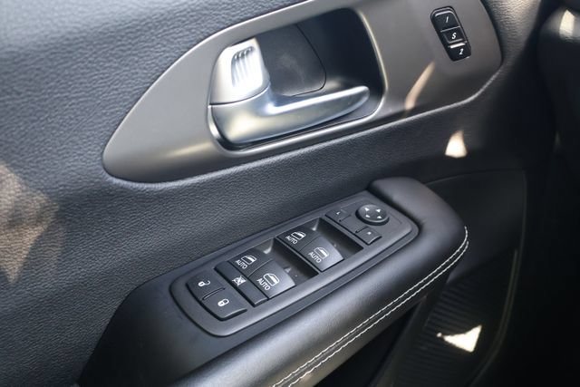 New 2026 Chrysler Pacifica Select w/ S Appearance Package FWD image 18