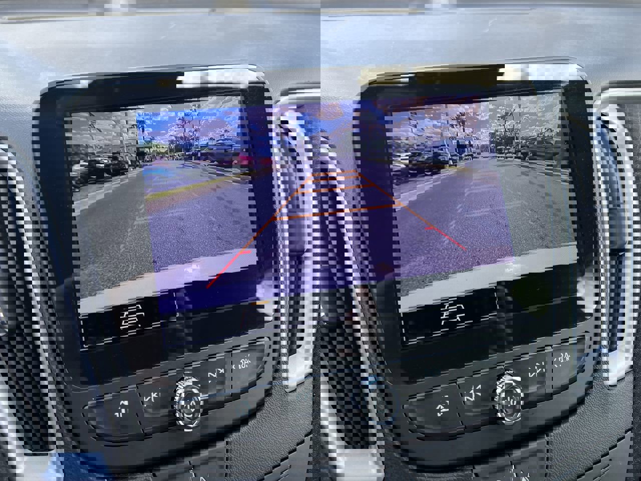 Used 2023 Chevrolet Malibu LT image 25