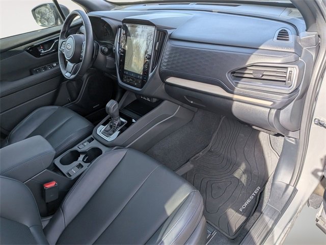 Used 2025 Subaru Forester Limited w/ Popular Package image 32