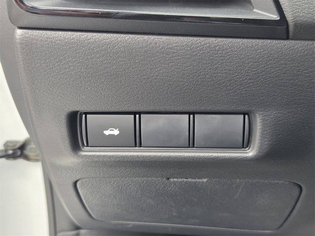 New 2026 Nissan Sentra SR image 25