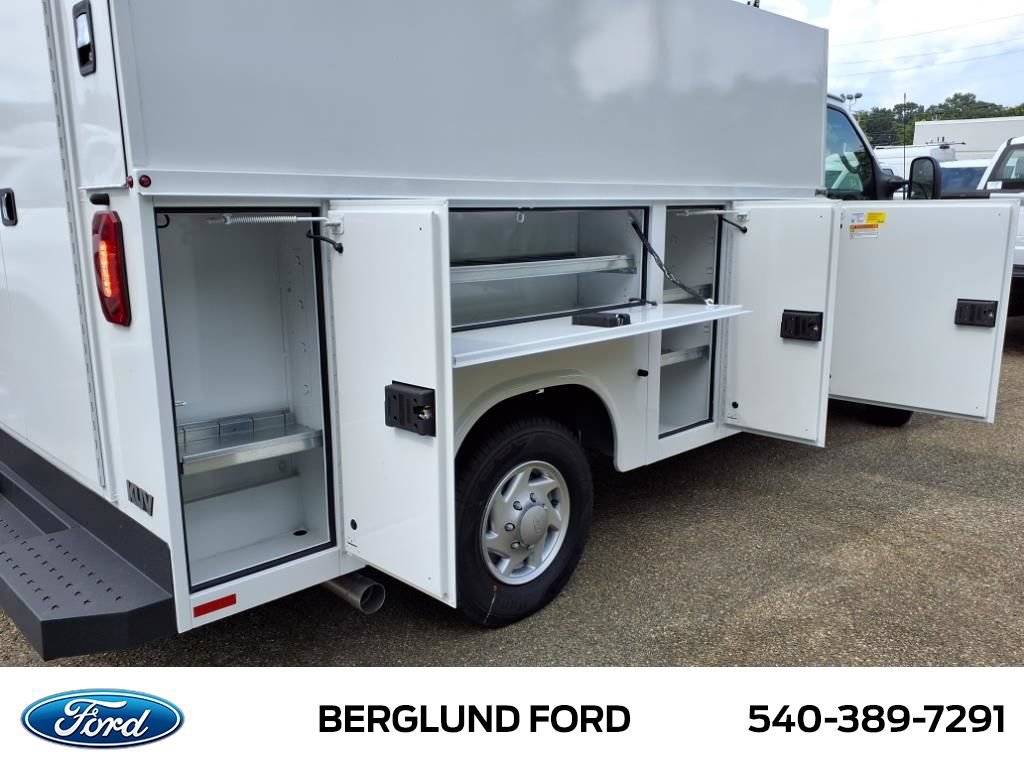 New 2025 Ford E-350 and Econoline 350 Super Duty w/ Power Equipment Group RWD image 9