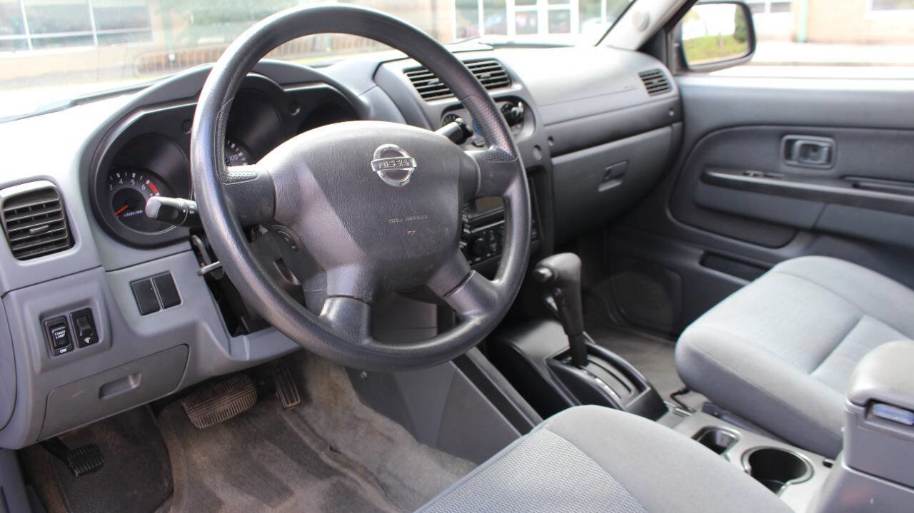 Used 2003 Nissan Frontier XE image 7