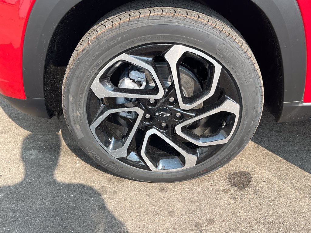 New 2026 Chevrolet Trax RS w/ Driver Confidence Package FWD image 26