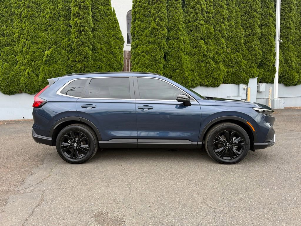 Used 2024 Honda CR-V Sport Touring image 9