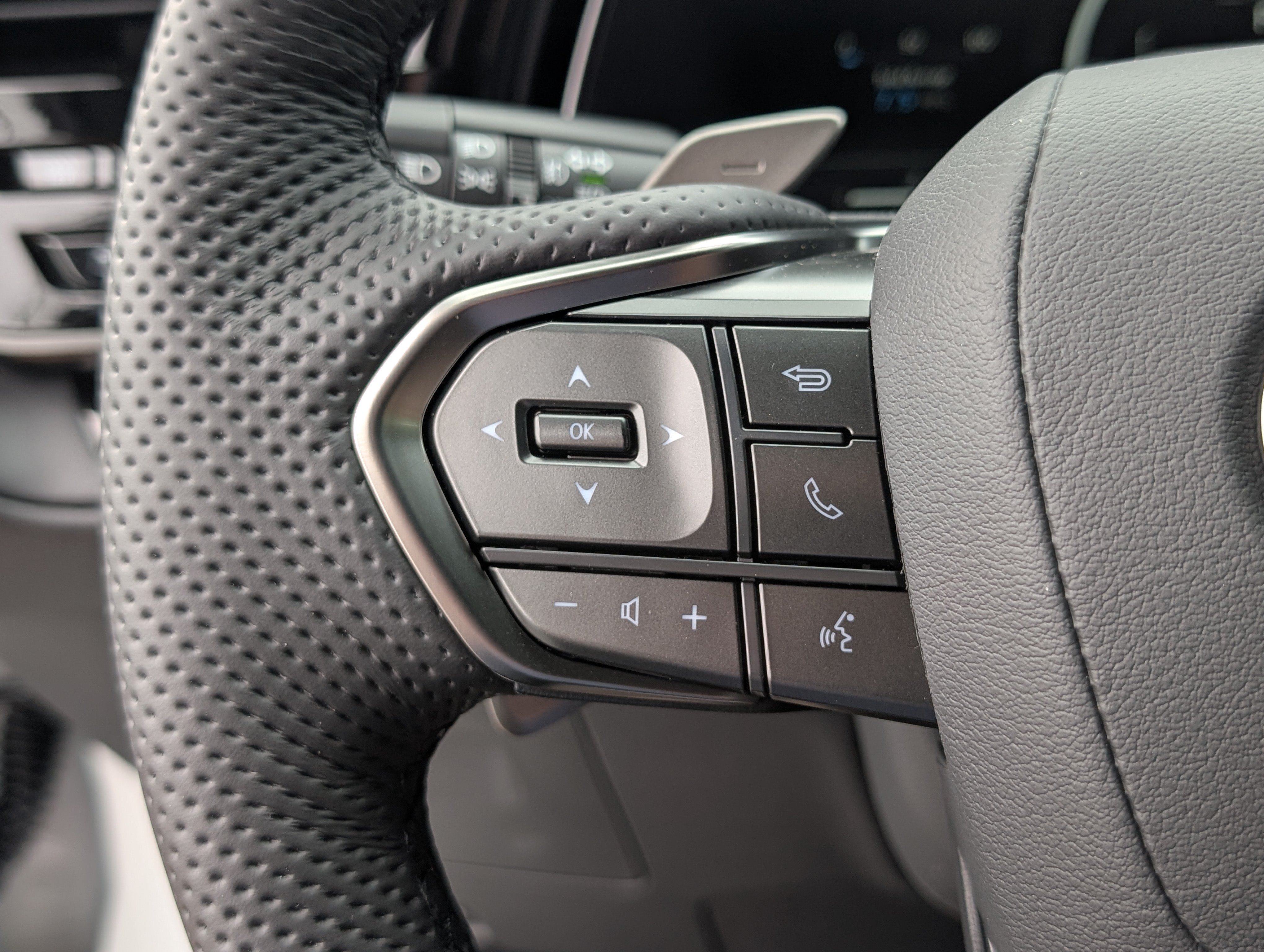New 2026 Lexus TX 500h AWD w/ Technology Package image 21
