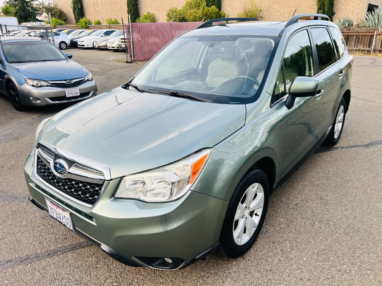Used 2015 Subaru Forester 2.5i Limited image 1