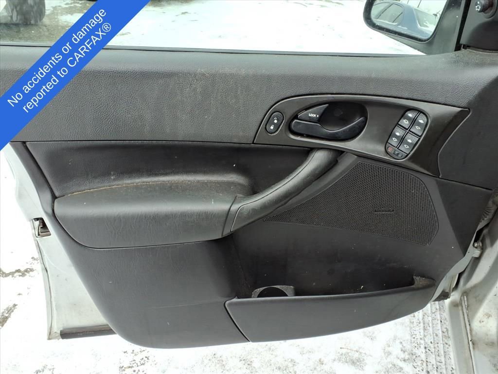 Used 2007 Ford Focus ZX5 Hatchback image 15