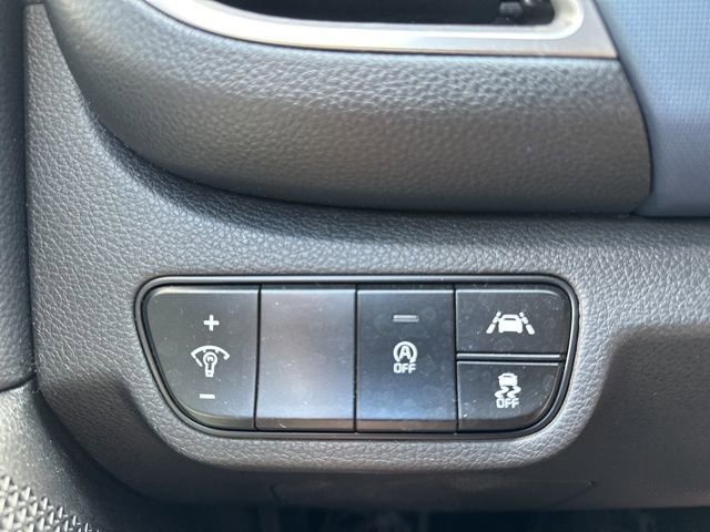 Certified 2021 Kia Seltos S image 12