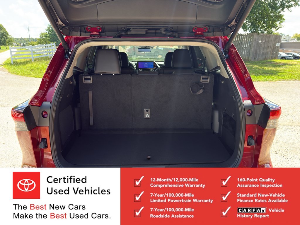 Certified 2026 Toyota Highlander Platinum AWD/4WD image 12