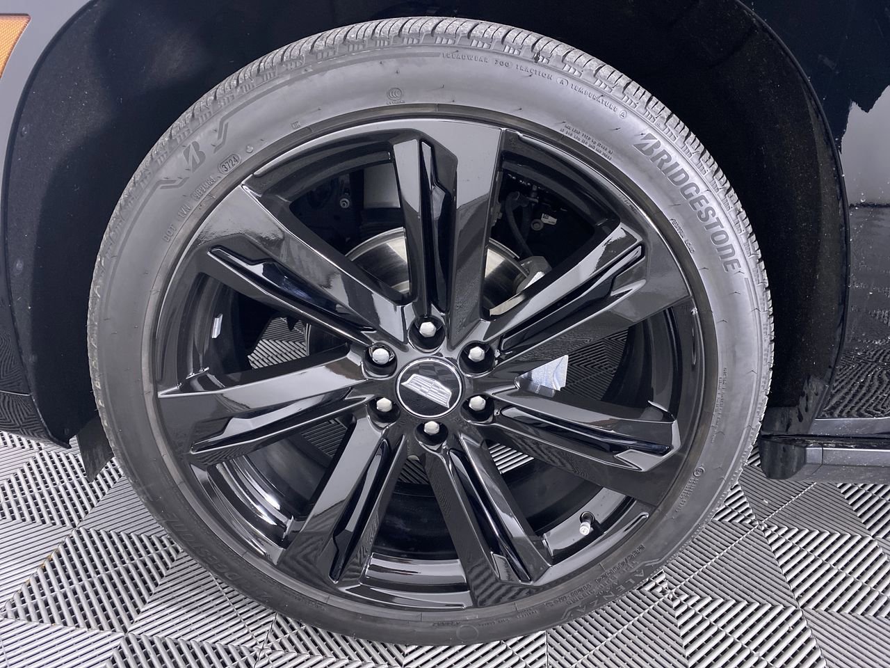 Certified 2025 Cadillac Escalade Sport Platinum w/ LPO, Floor Liner Package image 17