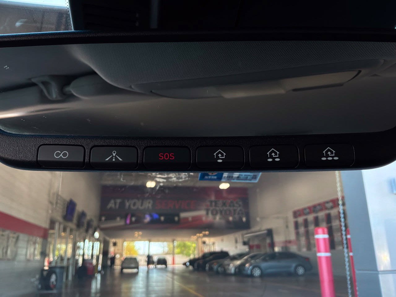 Used 2021 Genesis G70 2.0T RWD image 19
