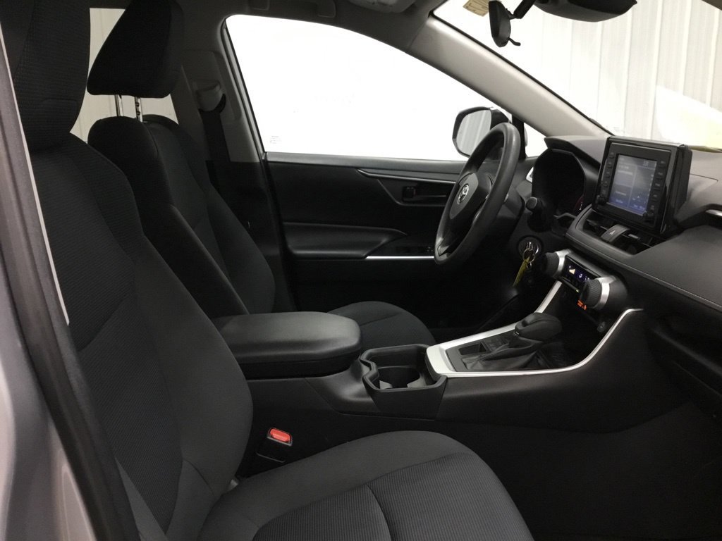 Used 2019 Toyota RAV4 LE w/ All Weather Liner Package AWD/4WD image 20