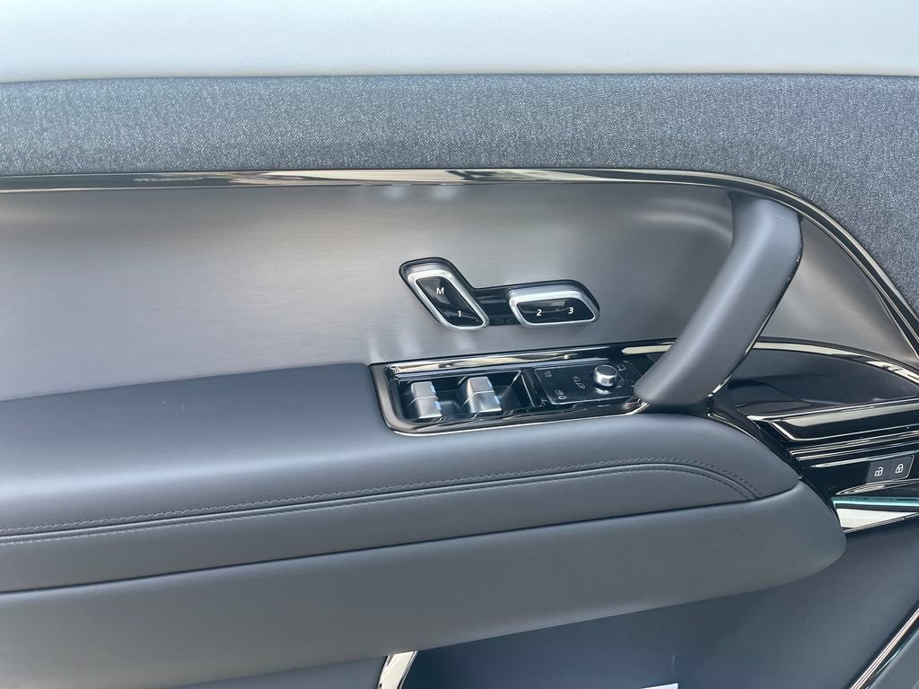 New 2026 Land Rover Range Rover Sport Dynamic SE AWD/4WD image 11