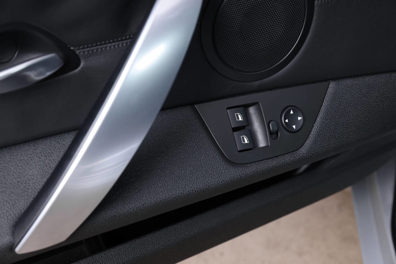 Used 2007 BMW M Coupe image 69