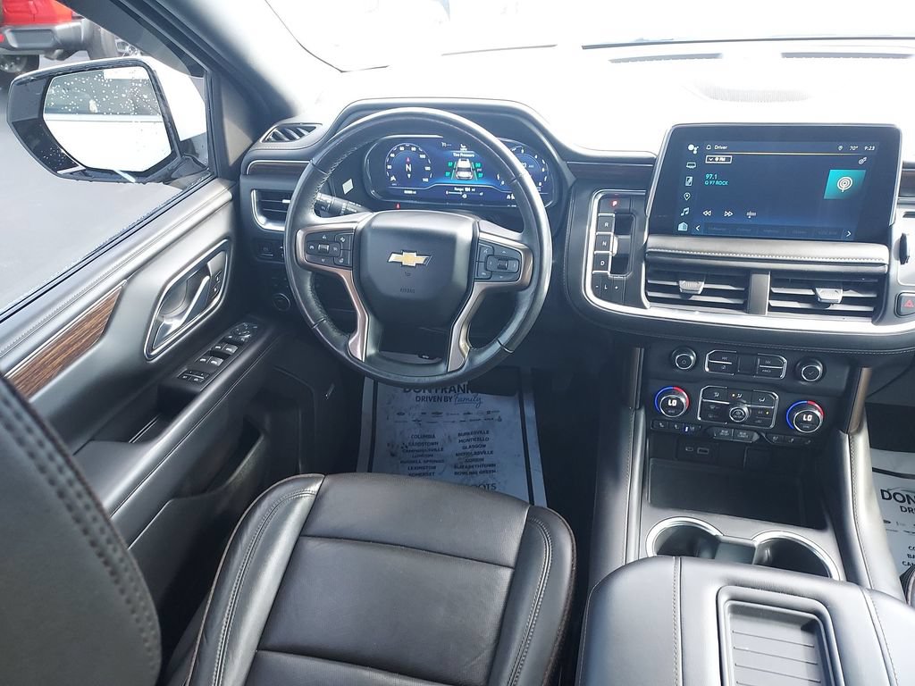 Used 2023 Chevrolet Tahoe High Country AWD/4WD image 15
