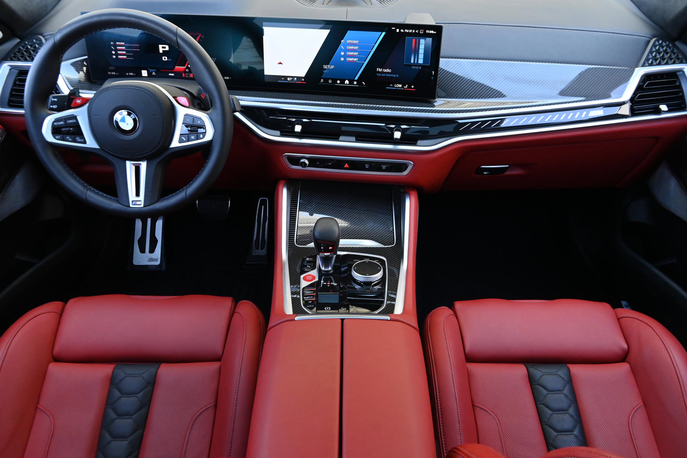 Used 2026 BMW X6 M Competition w/ Executive Package image 16