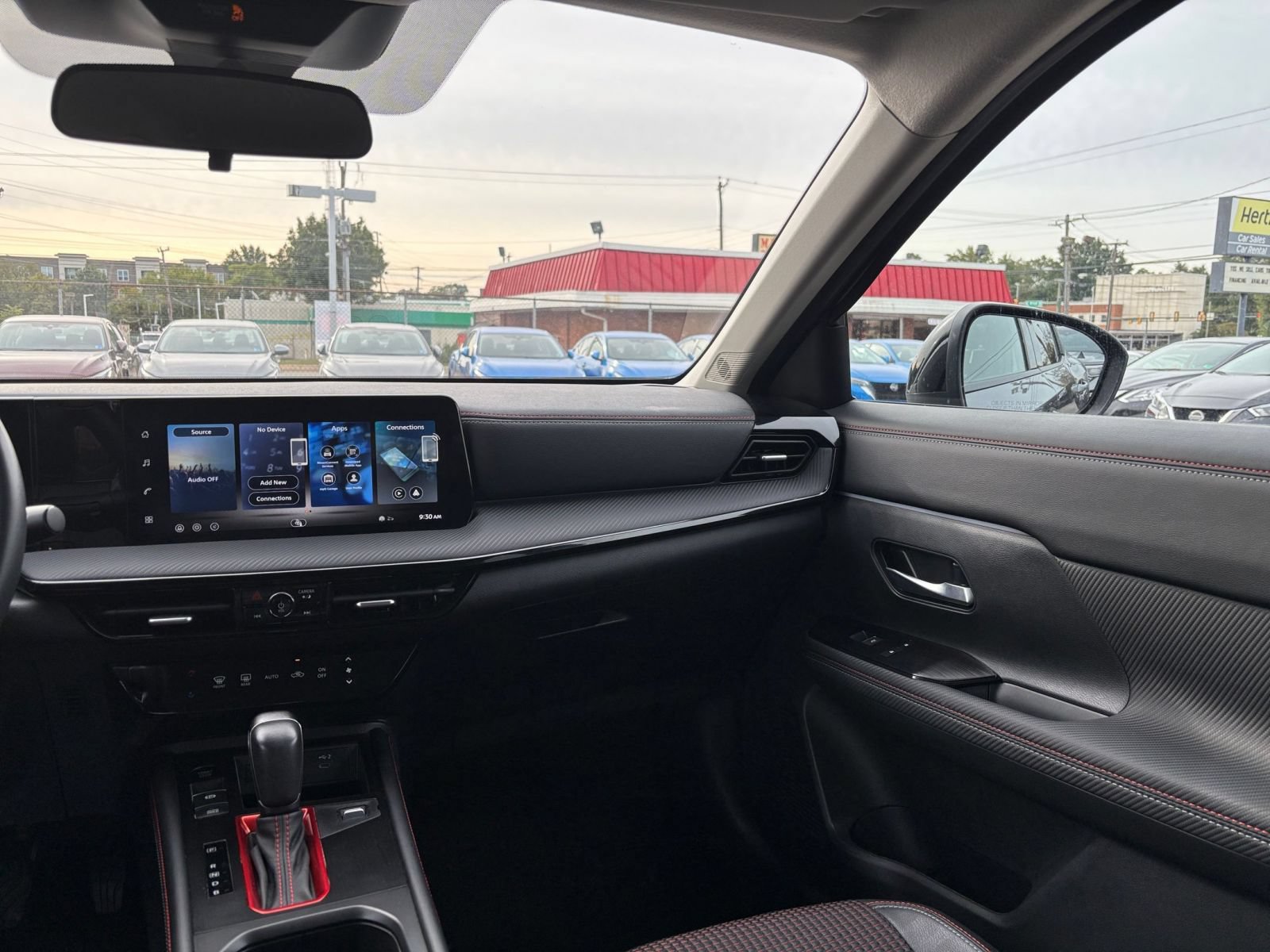 Used 2026 Nissan Kicks SR AWD/4WD image 33