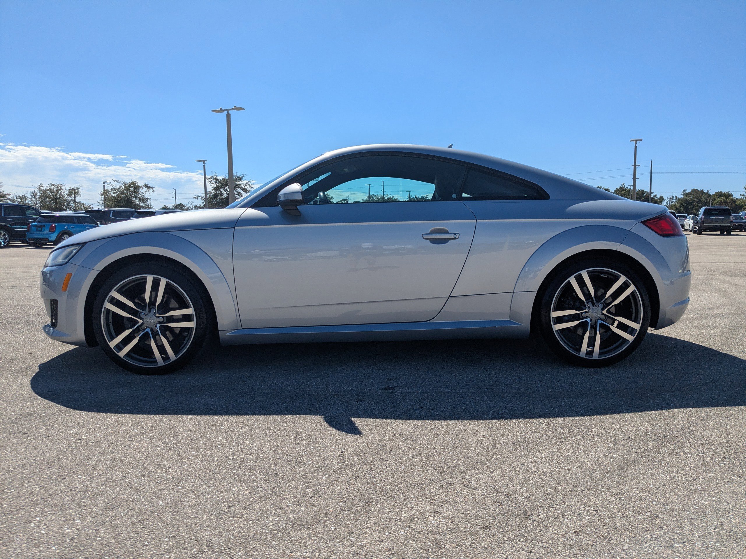 Used 2016 Audi TT 2.0T w/ Technology Package image 32