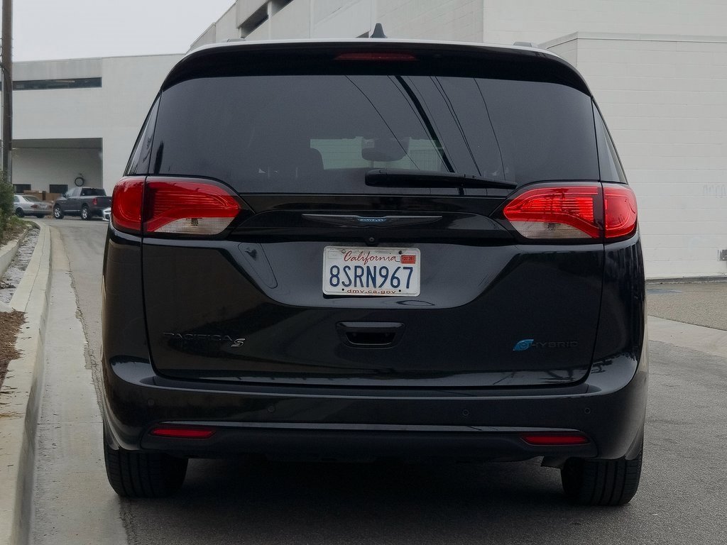 Used 2020 Chrysler Pacifica Limited w/ Advanced Safetytec Group image 6