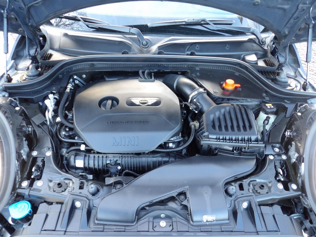 Used 2018 MINI Cooper S image 26