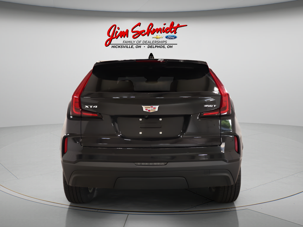 Used 2024 Cadillac XT4 Luxury FWD image 4