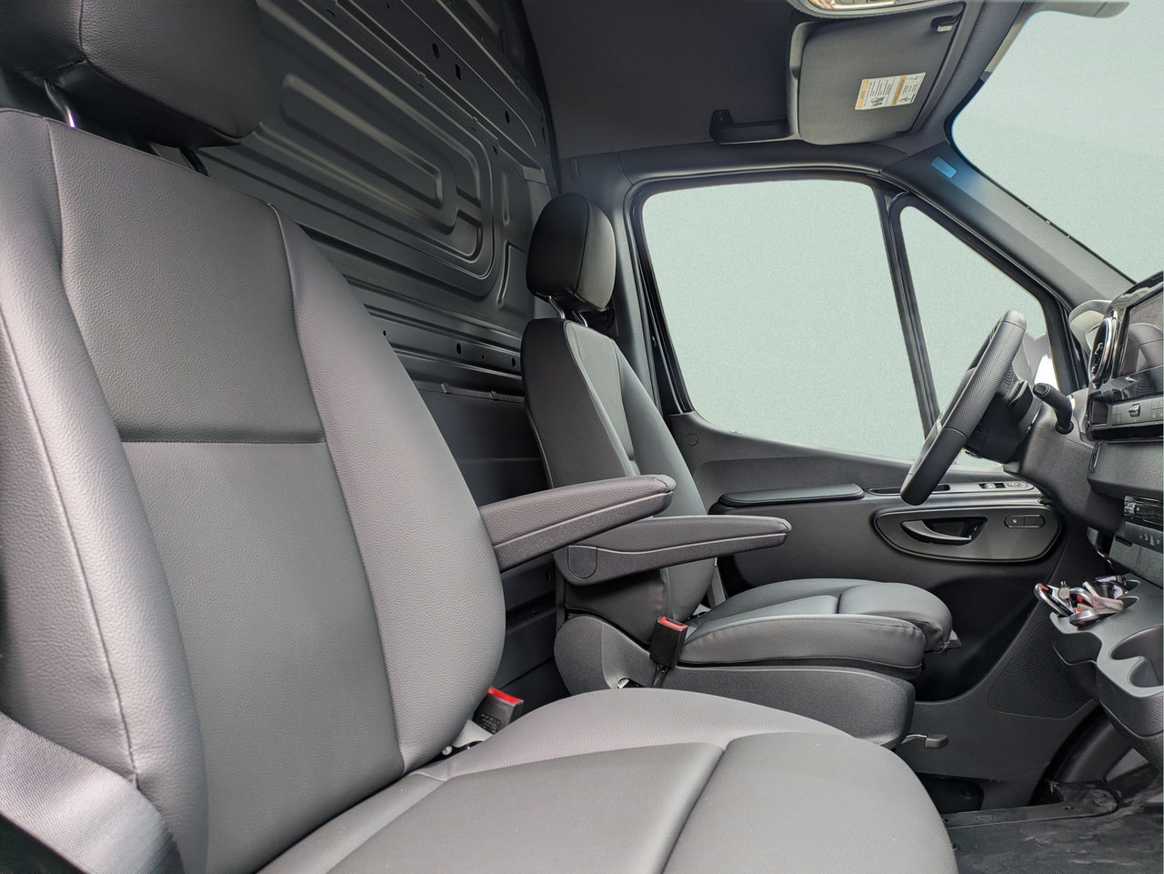New 2026 Mercedes-Benz Sprinter 2500 image 3